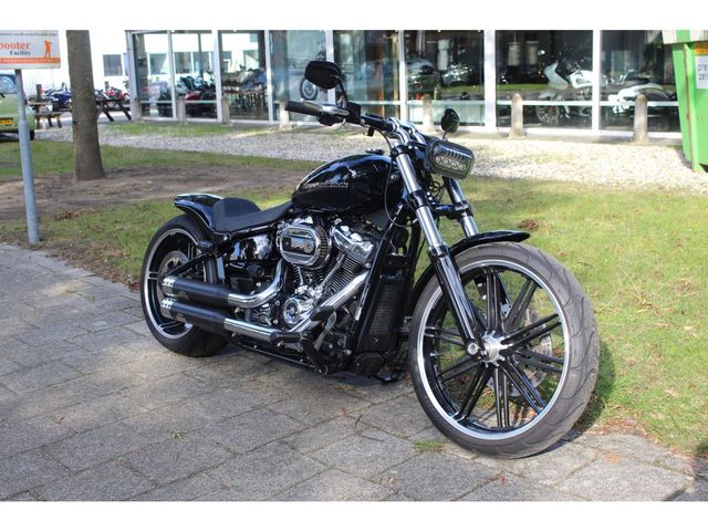 harley-davidson - softail-breakout-114