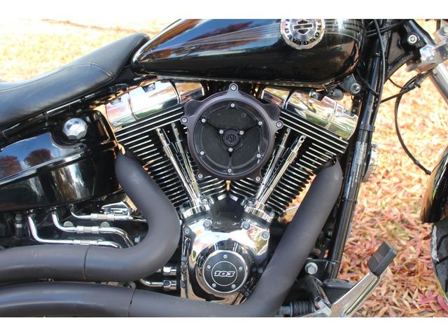 harley-davidson - softail-breakout-114