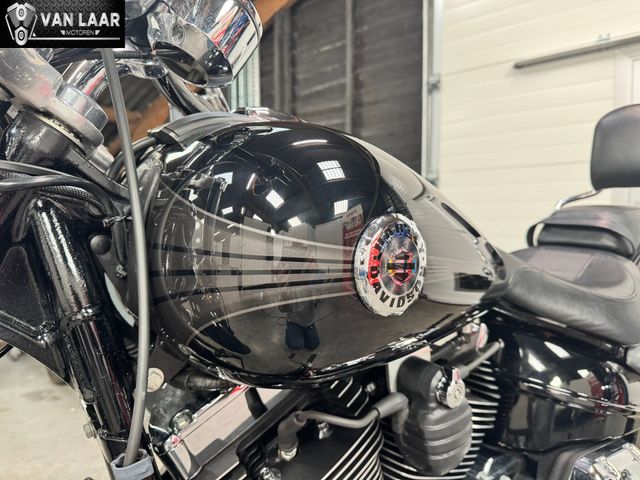 harley-davidson - softail-breakout-114