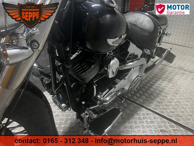 harley-davidson - softail-deluxe