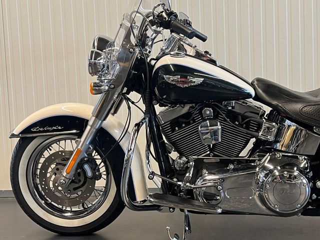 harley-davidson - softail-deluxe-flstn