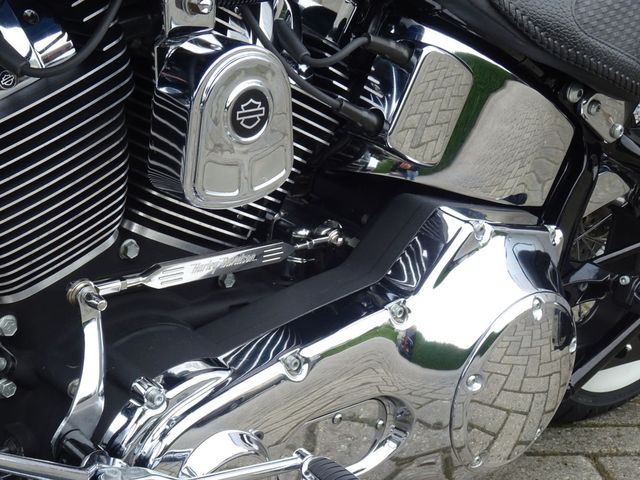 harley-davidson - softail-deluxe-flstn