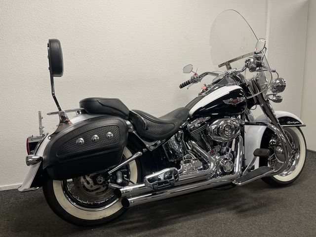 harley-davidson - softail-deluxe-flstn