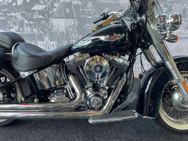 harley-davidson - softail-deluxe-flstn