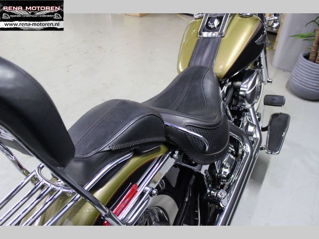 harley-davidson - softail-deluxe-flstn