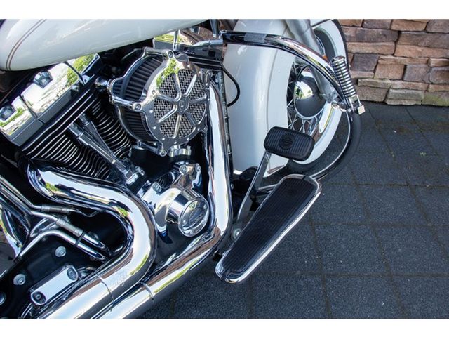 harley-davidson - softail-deluxe-flstn