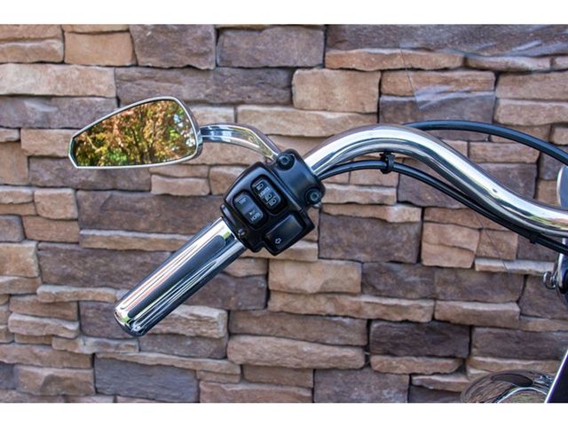 harley-davidson - softail-deluxe-flstn