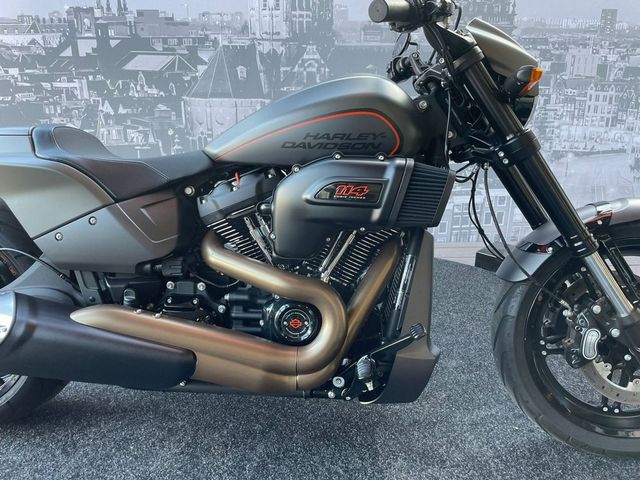 harley-davidson - softail-fxdr-114