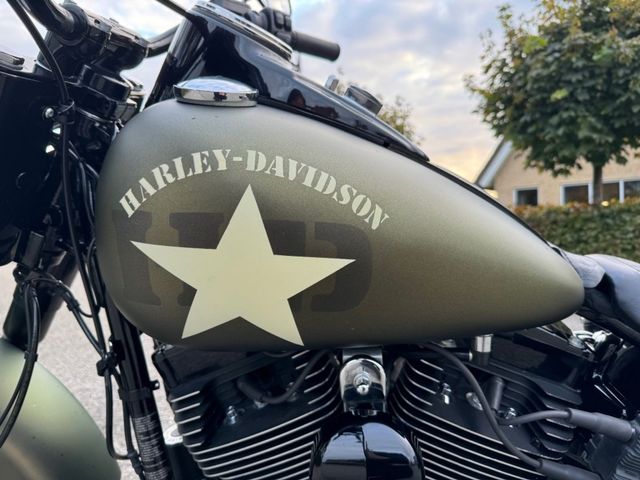 harley-davidson - softail-slim-s-flss