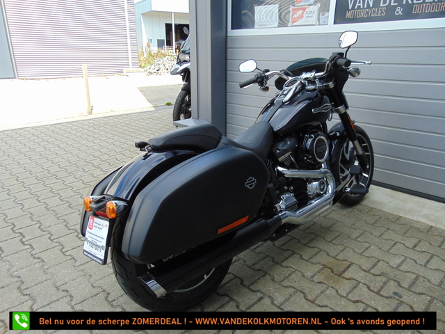 harley-davidson - softail-sportglide