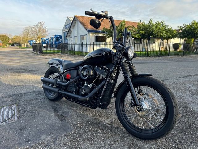 harley-davidson - softail-street-bob