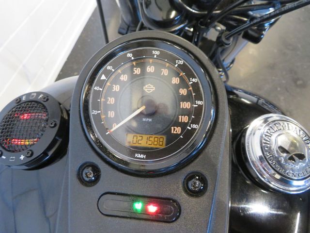 harley-davidson - softail-street-bob