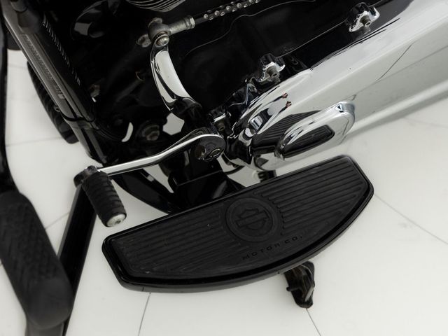 harley-davidson - sport-glide-flsb