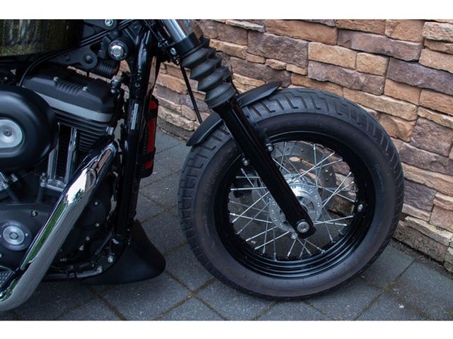 harley-davidson - sportster-iron-883