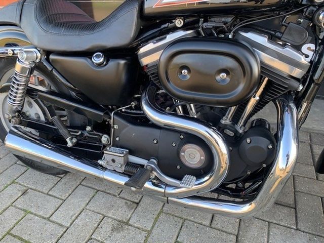 harley-davidson - sportster-roadster-xl-883