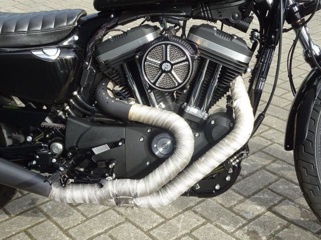 harley-davidson - sportster-roadster-xl-883