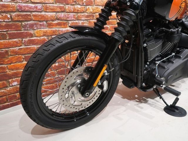 harley-davidson - street-bob-114-fxbbs