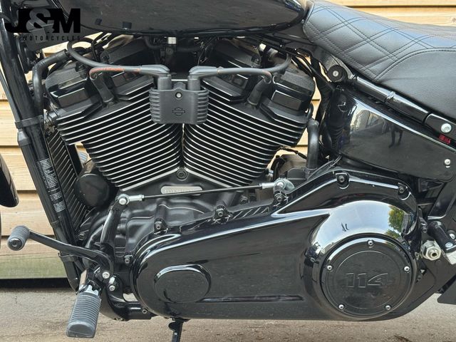 harley-davidson - street-bob-114-fxbbs
