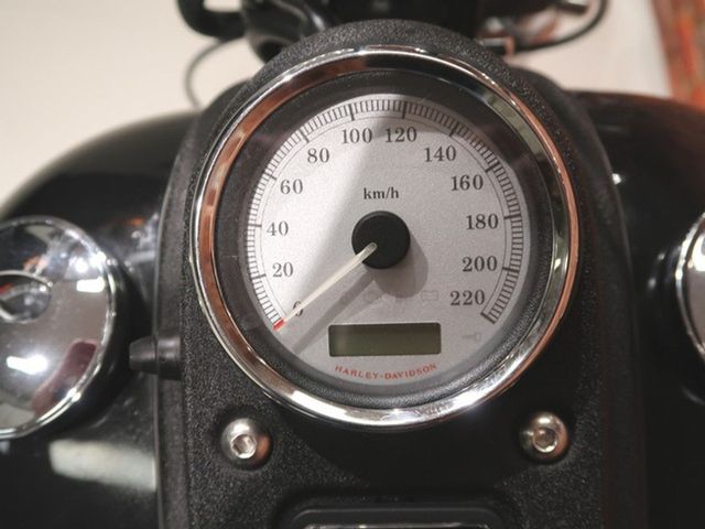 harley-davidson - street-bob-fxdb