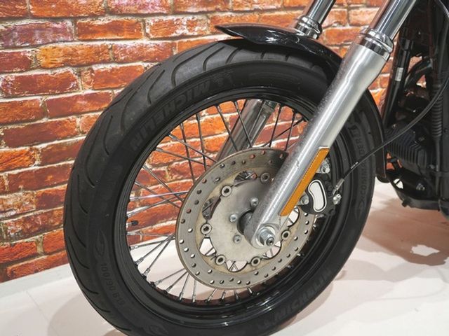 harley-davidson - street-bob-fxdb
