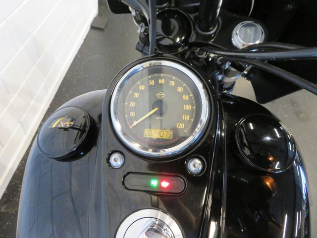 harley-davidson - street-bob-fxdb