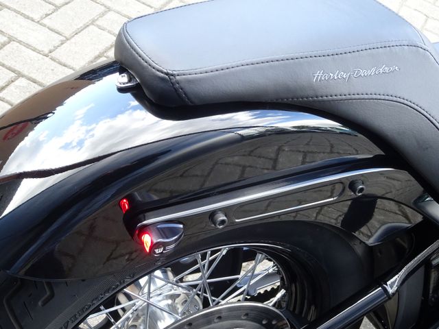 harley-davidson - street-bob-fxdb
