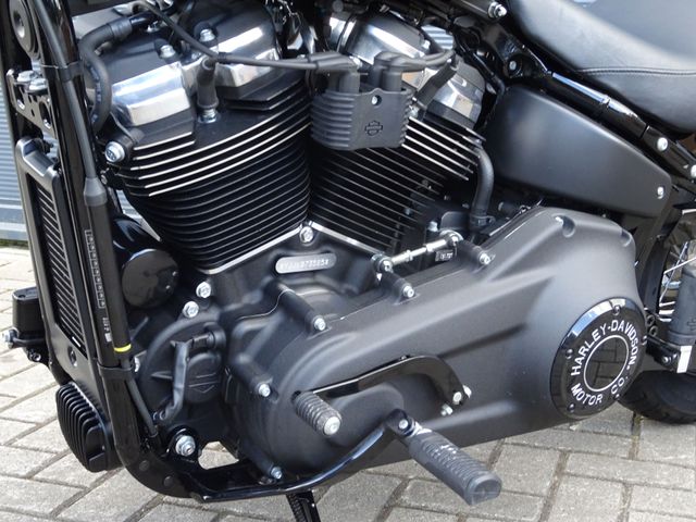harley-davidson - street-bob-fxdb