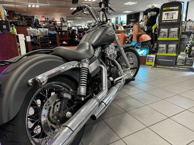 harley-davidson - street-bob-fxdbi-dyna