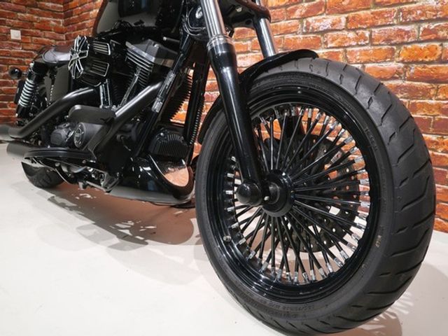 harley-davidson - street-bob-fxdbi-dyna