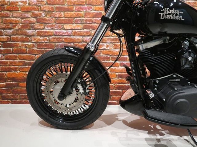 harley-davidson - street-bob-fxdbi-dyna