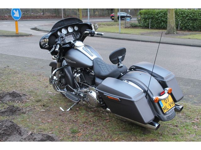 harley-davidson - street-glide