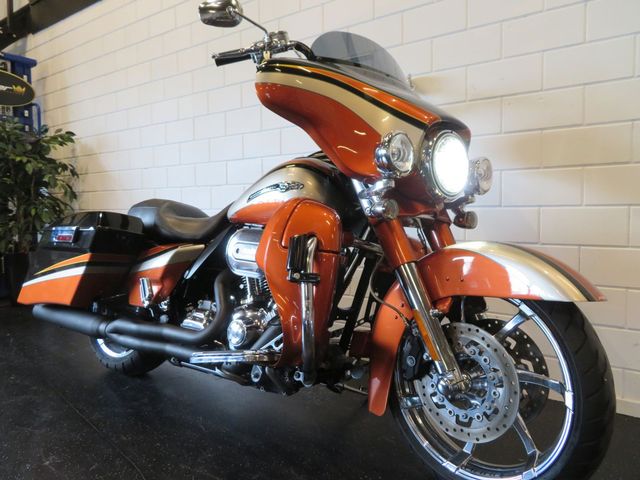 harley-davidson - street-glide-cvo-flhxse