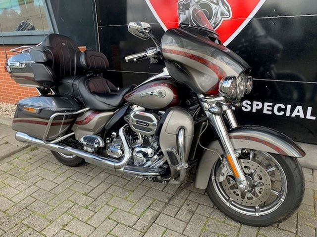 harley-davidson - street-glide-cvo-flhxse