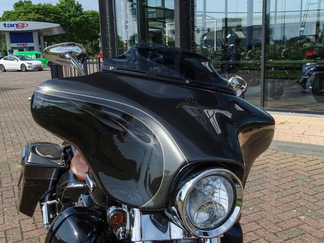 harley-davidson - street-glide-cvo-flhxse