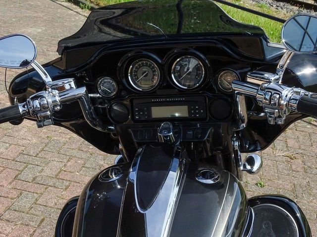 harley-davidson - street-glide-cvo-flhxse