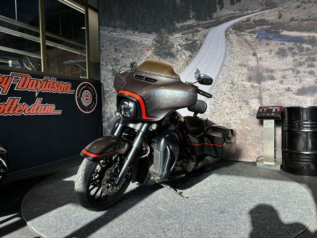 harley-davidson - street-glide-cvo-flhxse