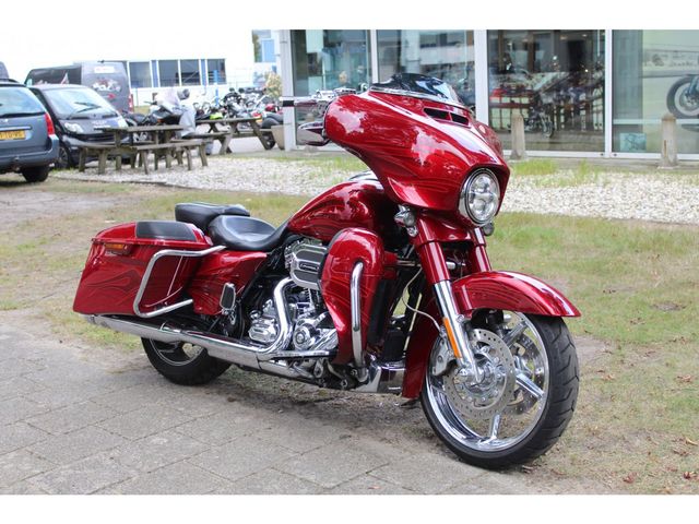 harley-davidson - street-glide-cvo-flhxse