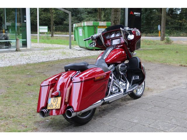 harley-davidson - street-glide-cvo-flhxse