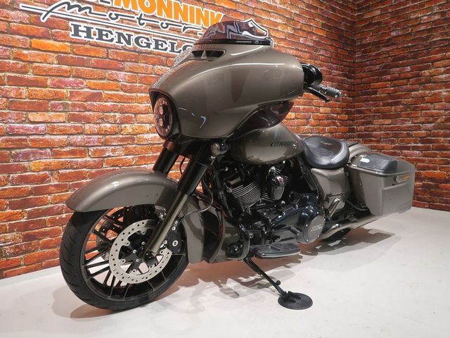 harley-davidson - street-glide-cvo-flhxse