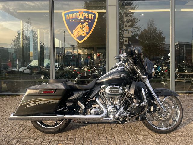 harley-davidson - street-glide-cvo-flhxse