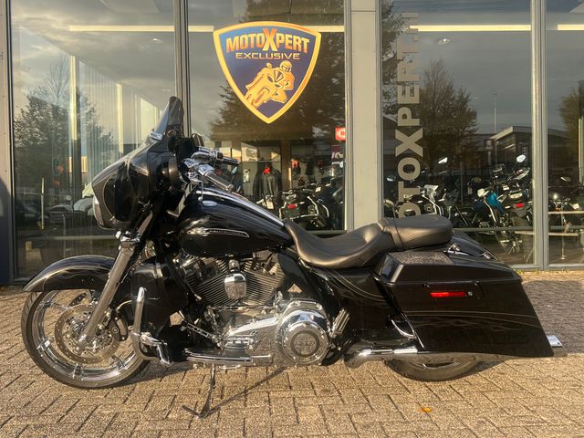 harley-davidson - street-glide-cvo-flhxse