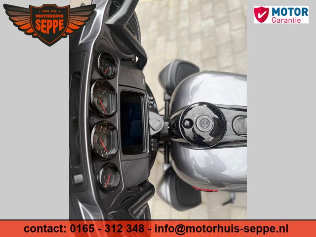 harley-davidson - street-glide-cvo-flhxse