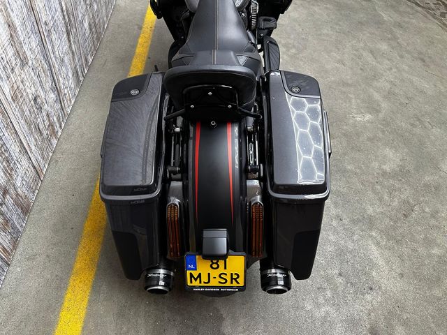 harley-davidson - street-glide-cvo-flhxse