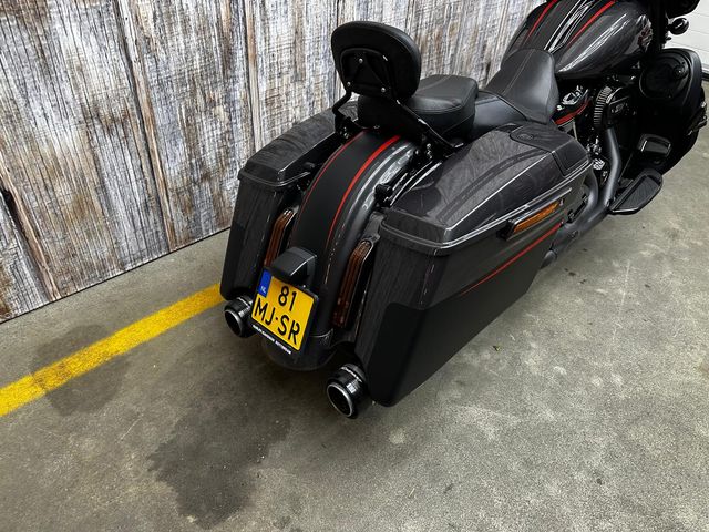 harley-davidson - street-glide-cvo-flhxse
