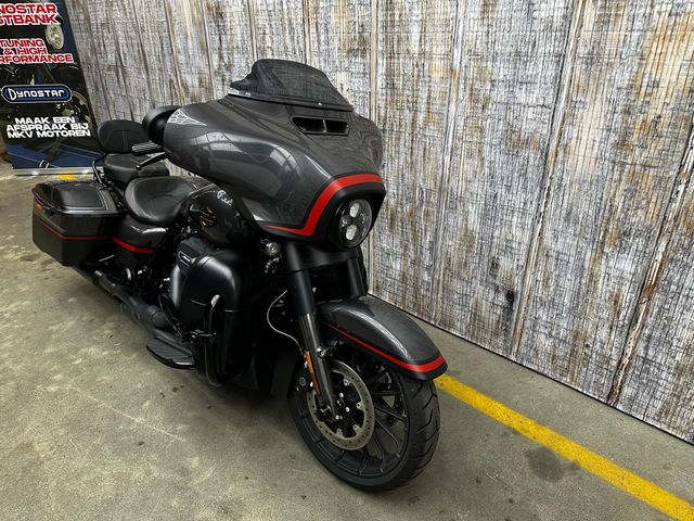 harley-davidson - street-glide-cvo-flhxse