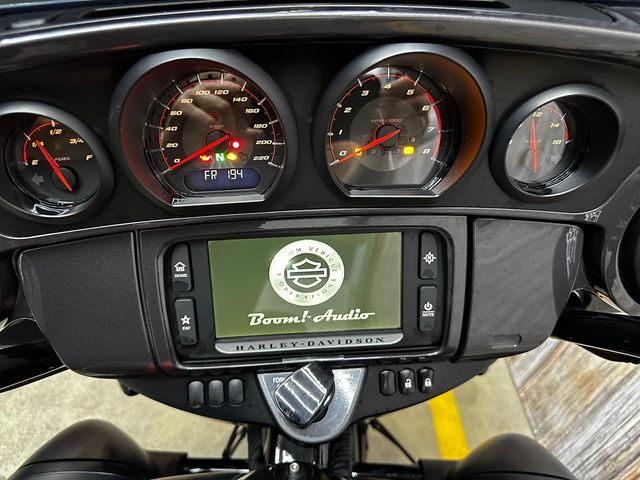 harley-davidson - street-glide-cvo-flhxse