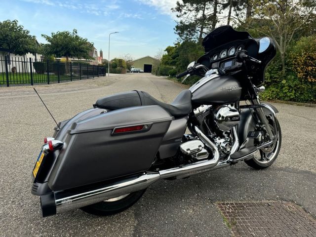 harley-davidson - street-glide-flhx