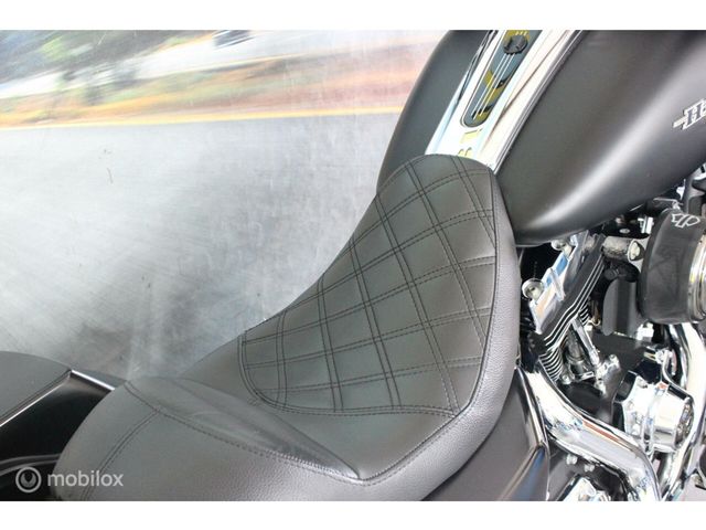 harley-davidson - street-glide-flhx
