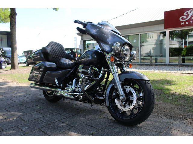 harley-davidson - street-glide-flhx