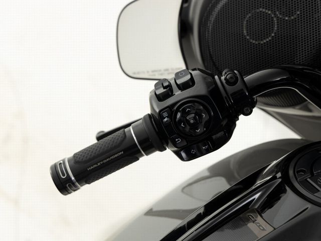 harley-davidson - street-glide-flhxi